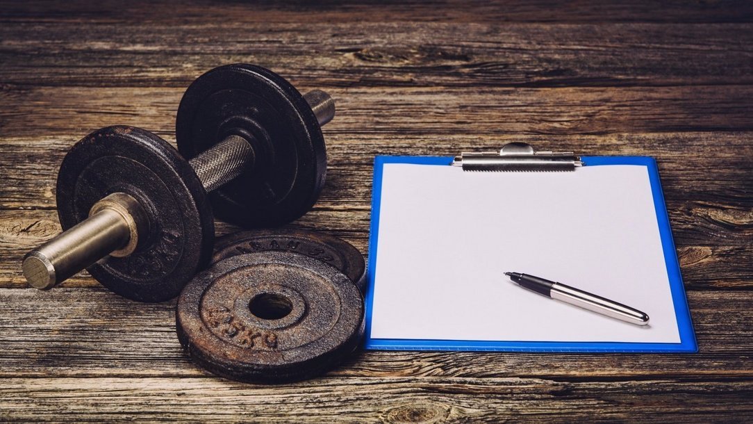 Muskelaufbau: Wie sieht ein optimaler Trainingsplan aus? Muskelaufbau: Wie sieht ein optimaler Trainingsplan aus?