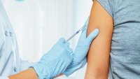 Hyposensibilisierung: Tropfen auf Löffel