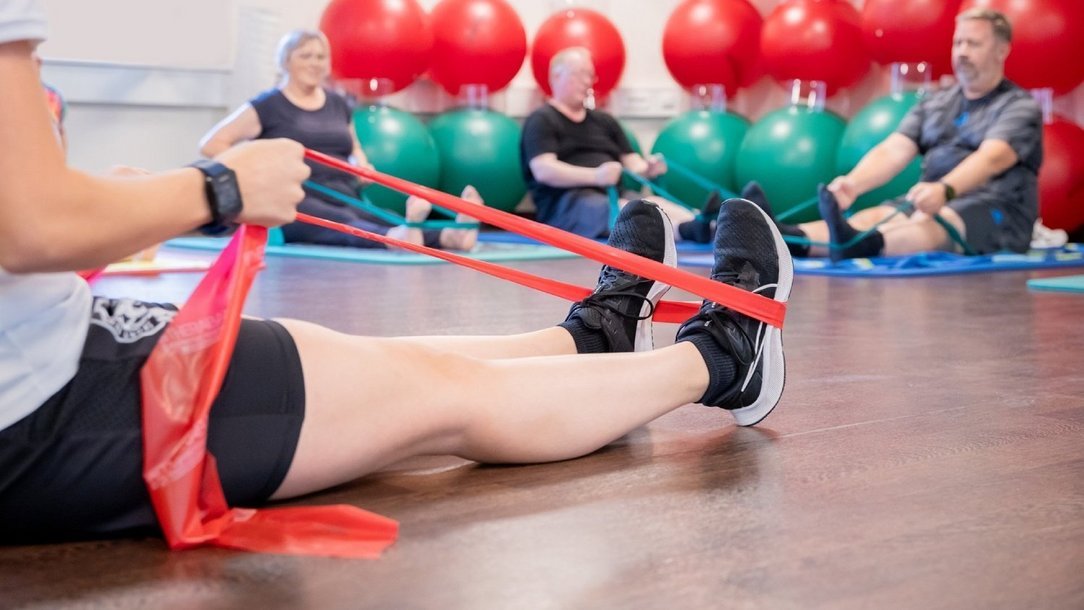 Aktiv gegen Schmerzen und Beschwerden mit Rehasport Aktiv gegen Schmerzen und Beschwerden mit Rehasport